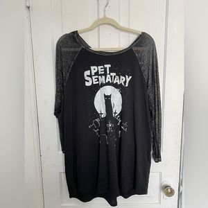 Torrid size 4 Pet Sematary Classic Fit Raglan Tee - Burnout Black